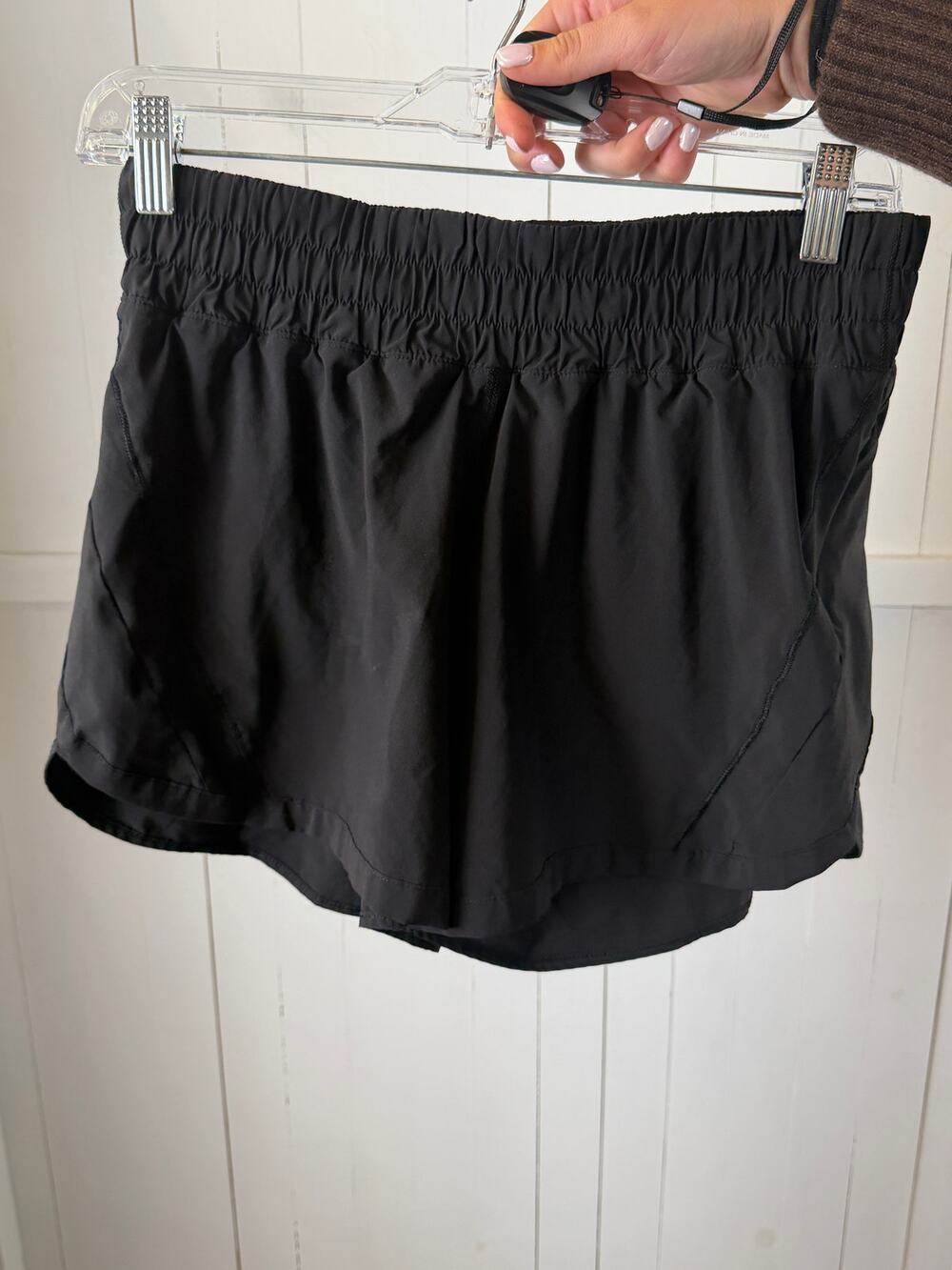 Lululemon Black Athletic Shorts Women’s Size 8 Excellent
